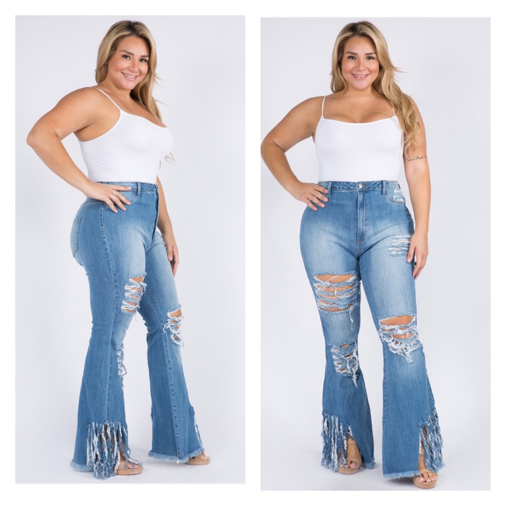 ➕ Fringe Distressed Flare Jeans